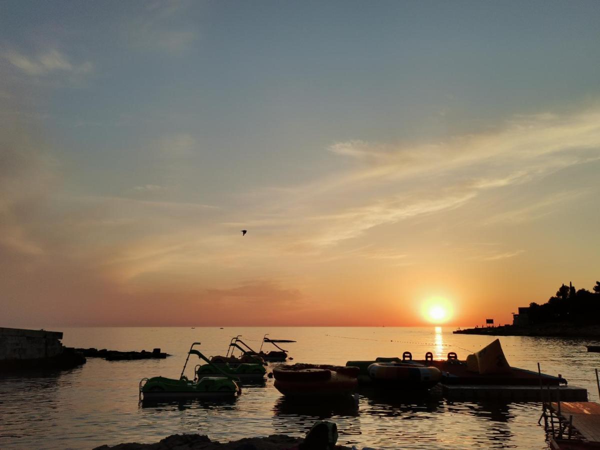 Cave With Free Parking Apartment Pula Ngoại thất bức ảnh
