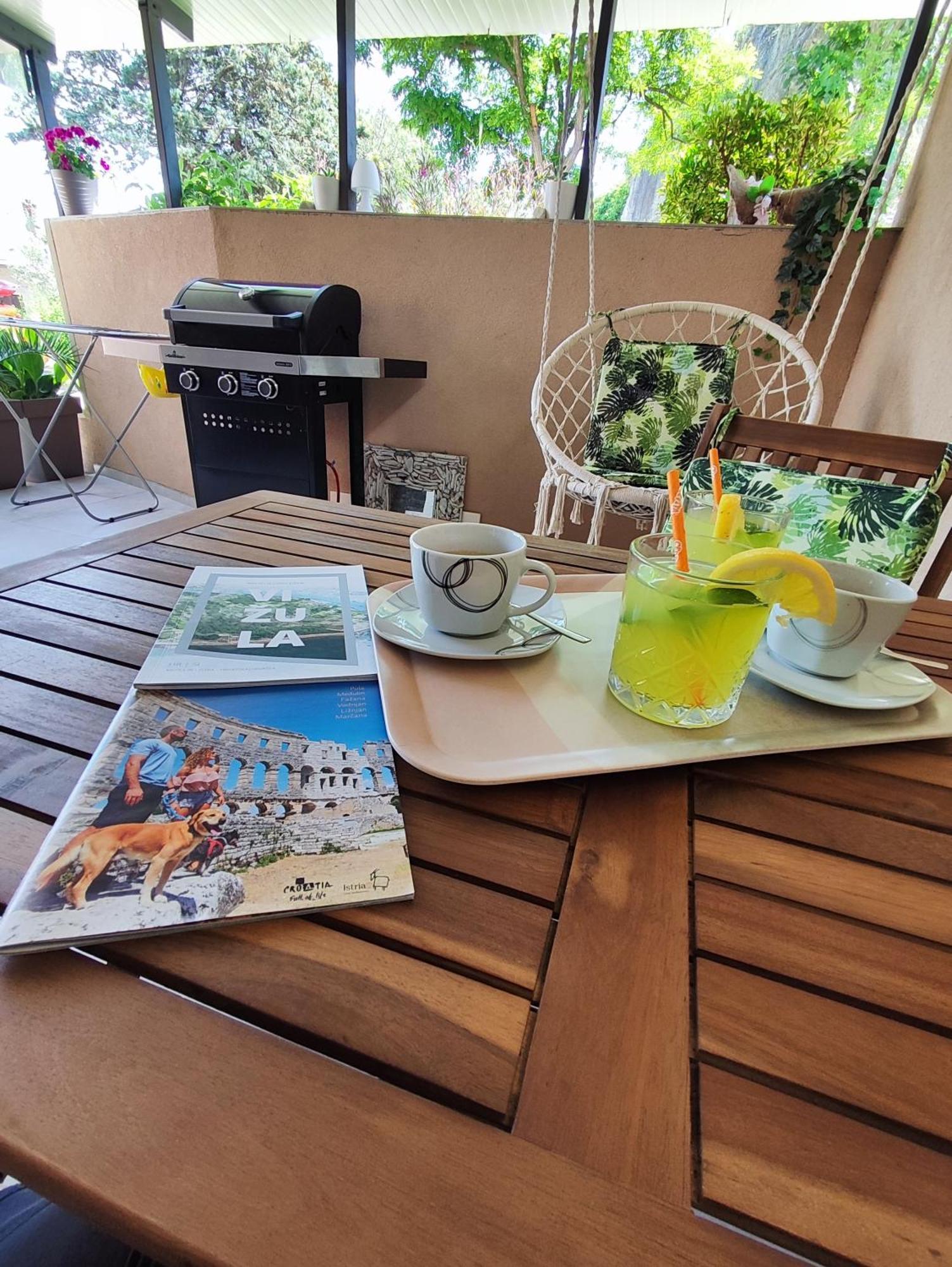 Cave With Free Parking Apartment Pula Ngoại thất bức ảnh